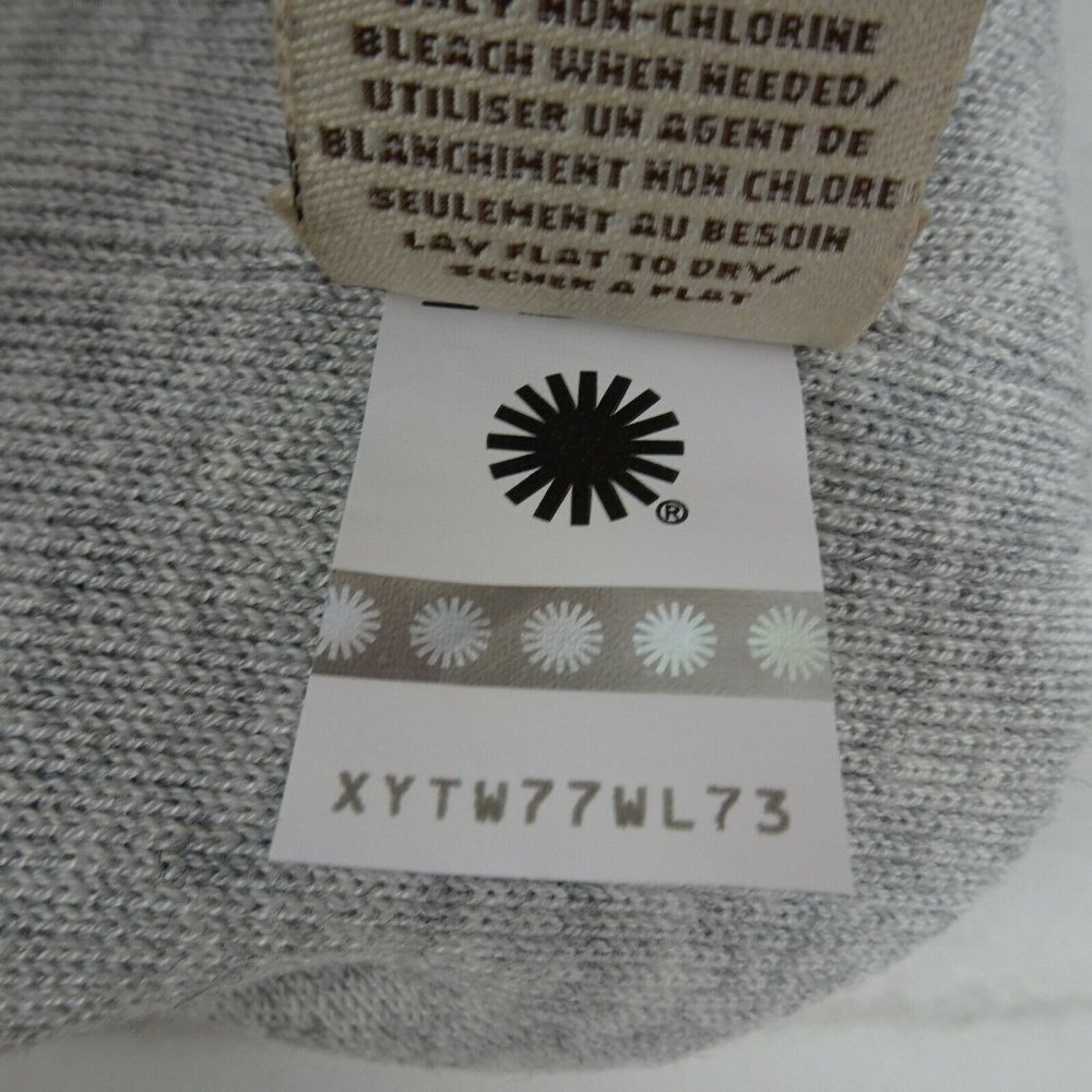 New UGG Solid Folded Cuff Beanie Women's Men's Unisex Wool-Blend Logo OS Gray - Picture 9 of 9